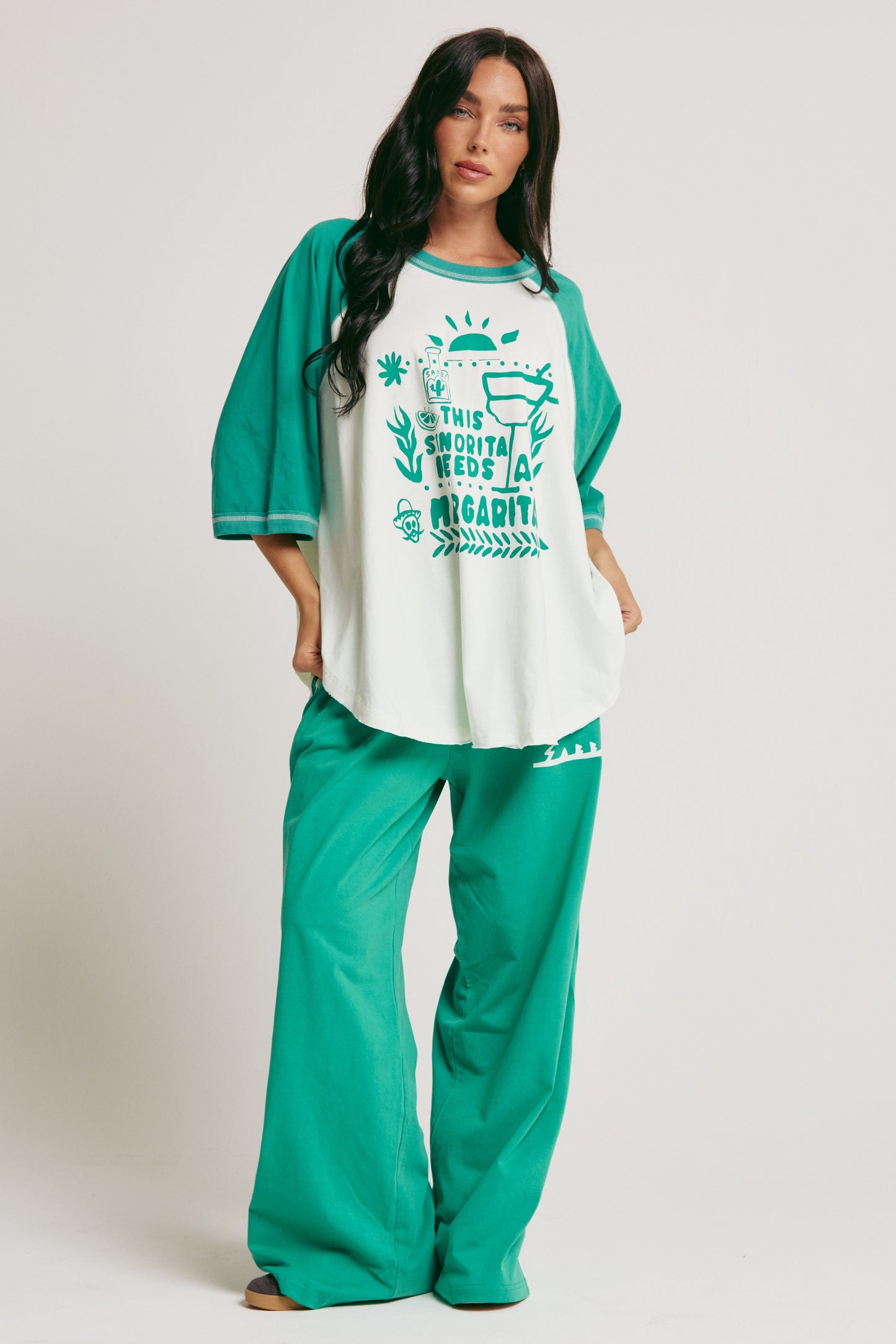 THE RAGLAN MARGIE TEE - GREEN